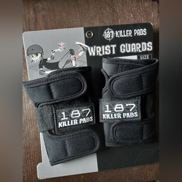 187 killer pads Other - Kids 187 killer wrist guards